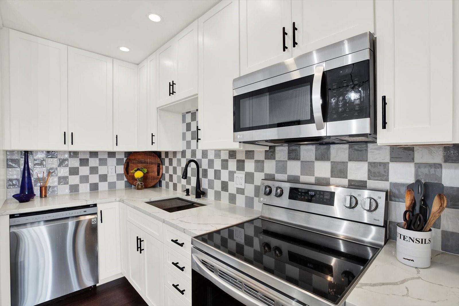 5007 STARFISH DR SE #A, ST PETERSBURG, FL, 33705