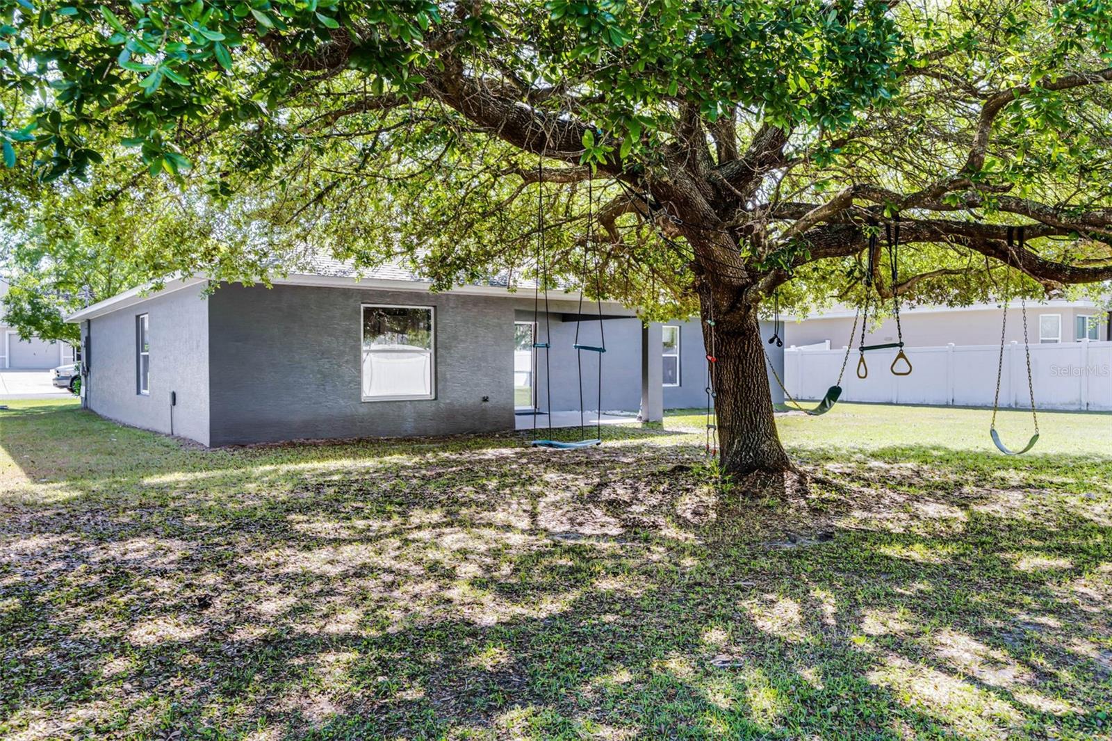 37 LINDSAY DR, PALM COAST, FL, 32137