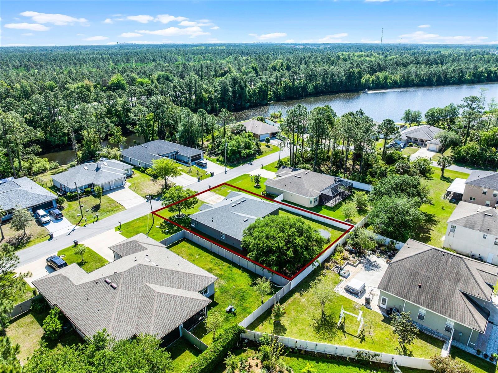 37 LINDSAY DR, PALM COAST, FL, 32137