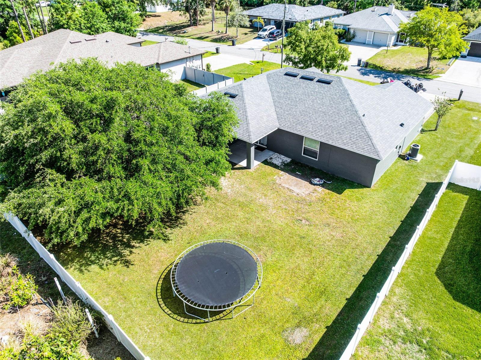 37 LINDSAY DR, PALM COAST, FL, 32137