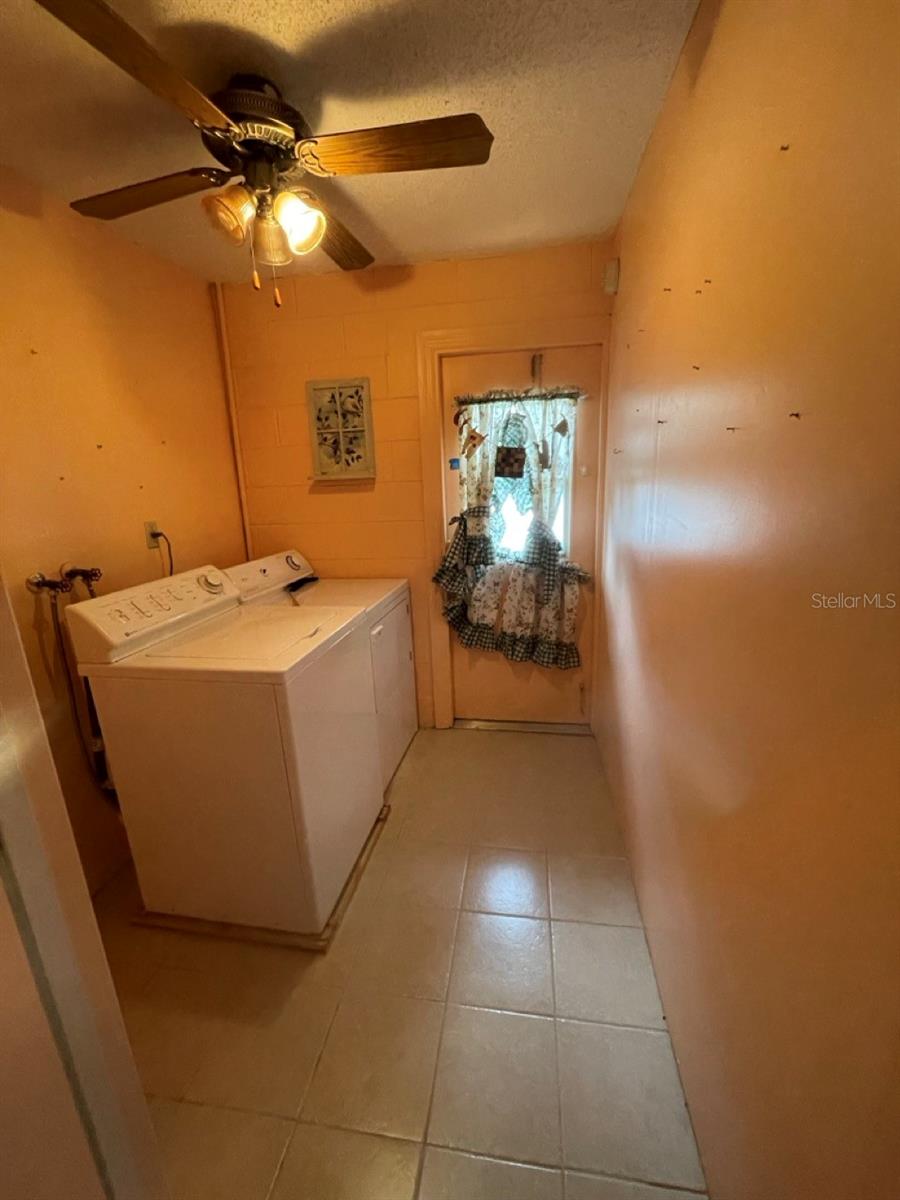 8129 GRANADA BLVD, ORLANDO, FL, 32836