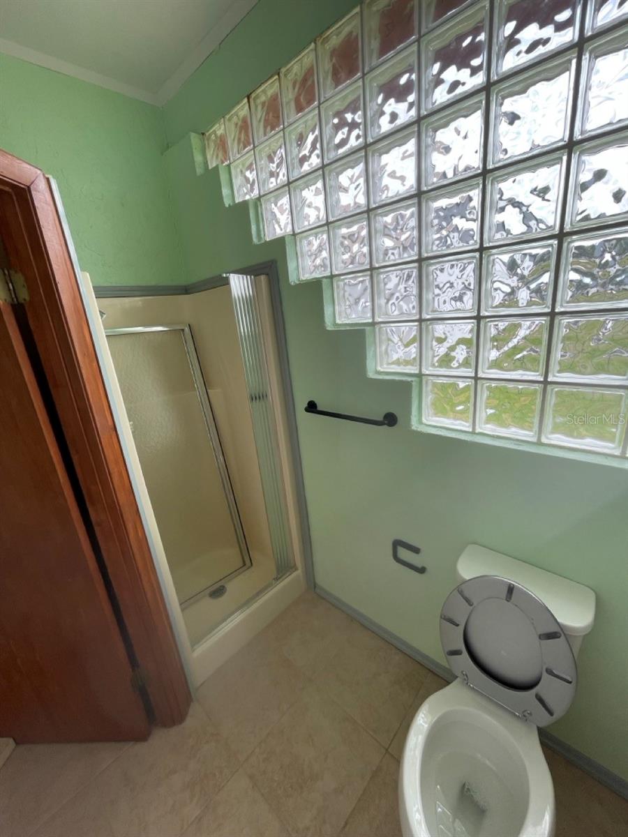 8129 GRANADA BLVD, ORLANDO, FL, 32836