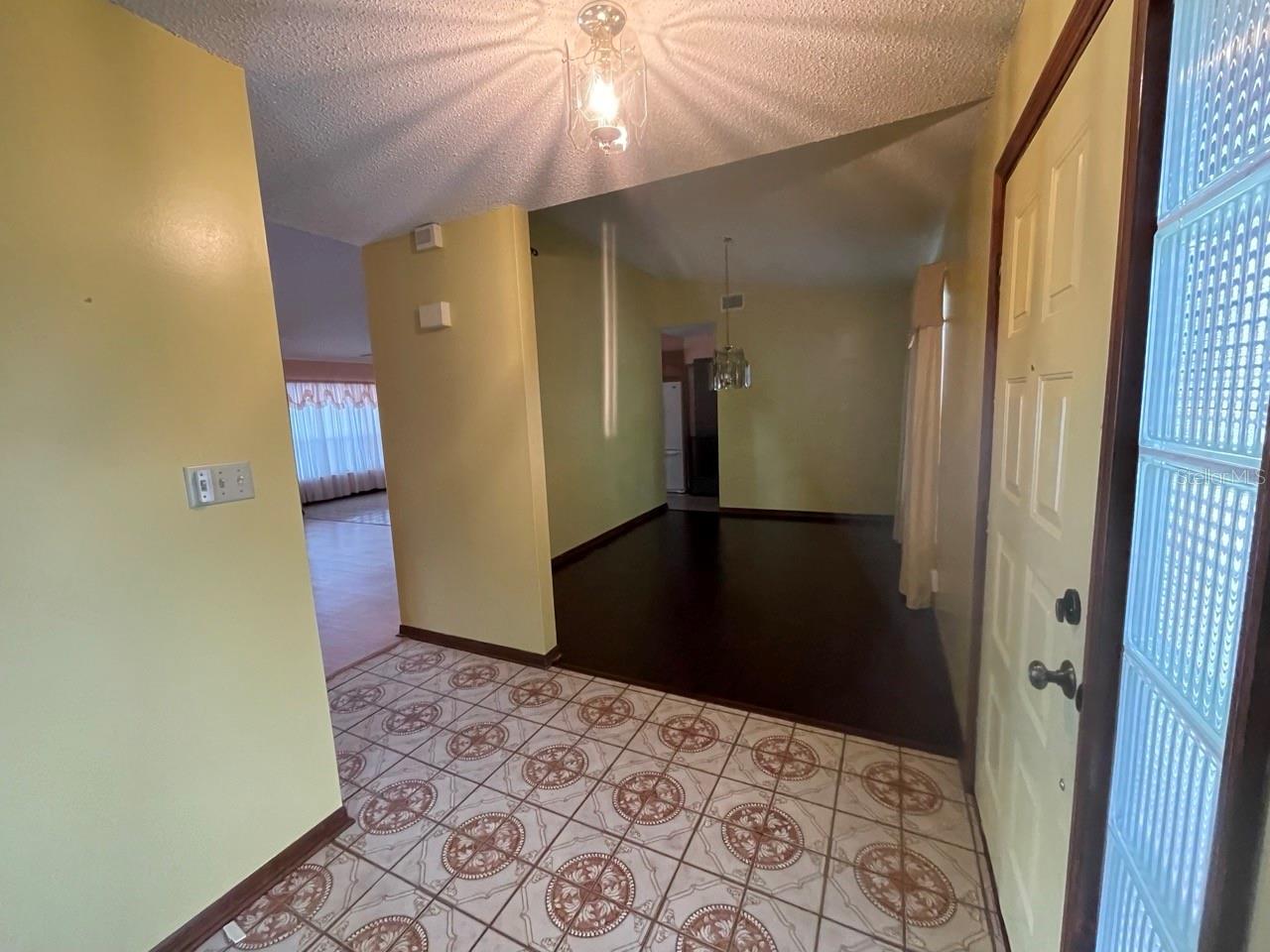 8129 GRANADA BLVD, ORLANDO, FL, 32836