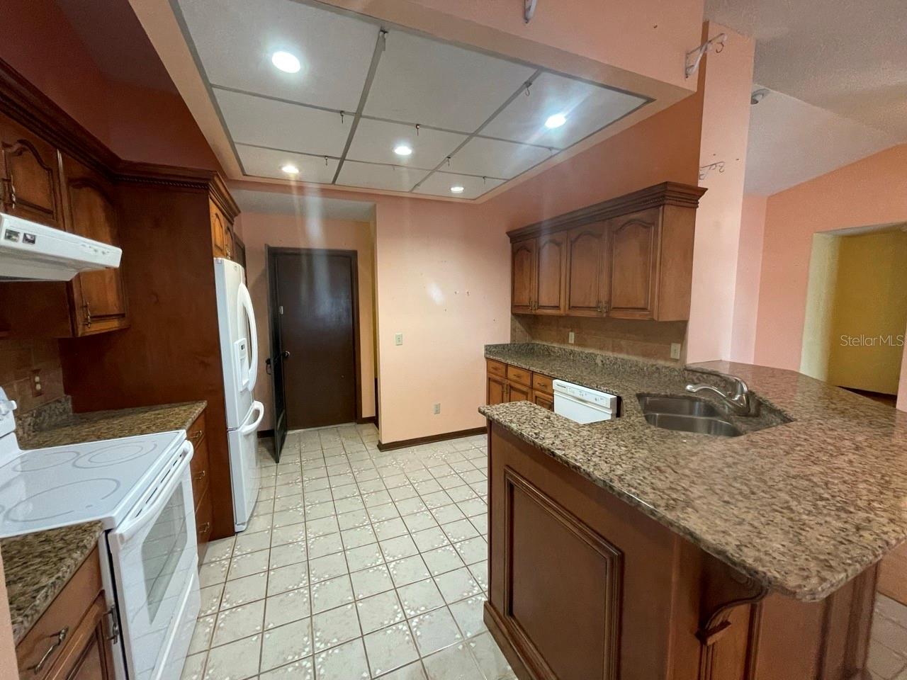 8129 GRANADA BLVD, ORLANDO, FL, 32836