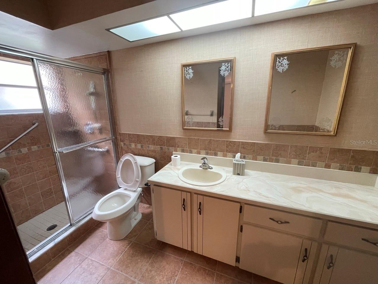 8129 GRANADA BLVD, ORLANDO, FL, 32836