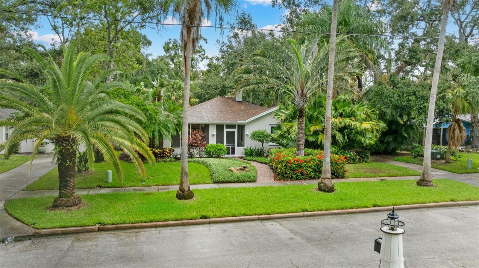 250 ABERDEEN ST, DUNEDIN, FL, 34698