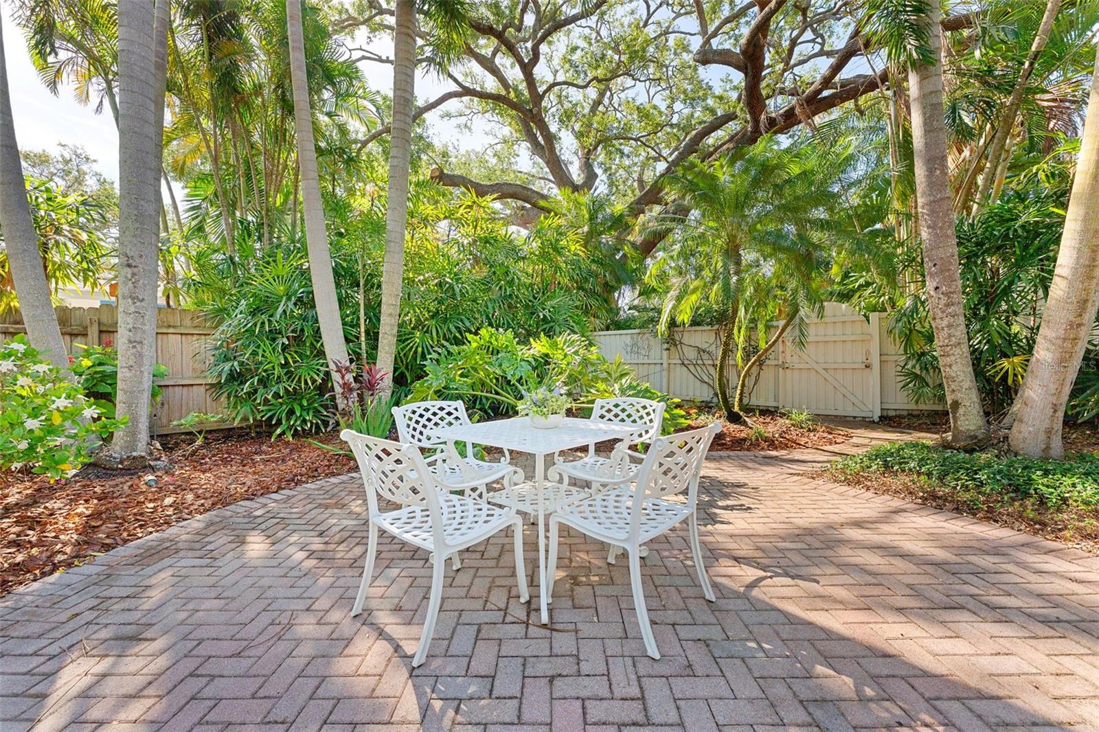 250 ABERDEEN ST, DUNEDIN, FL, 34698