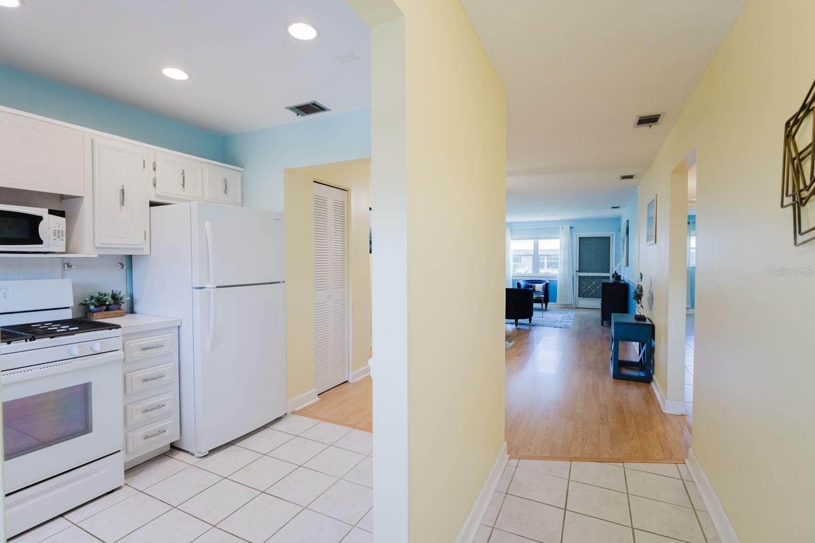 5287 81ST ST N #6, ST PETERSBURG, FL, 33709