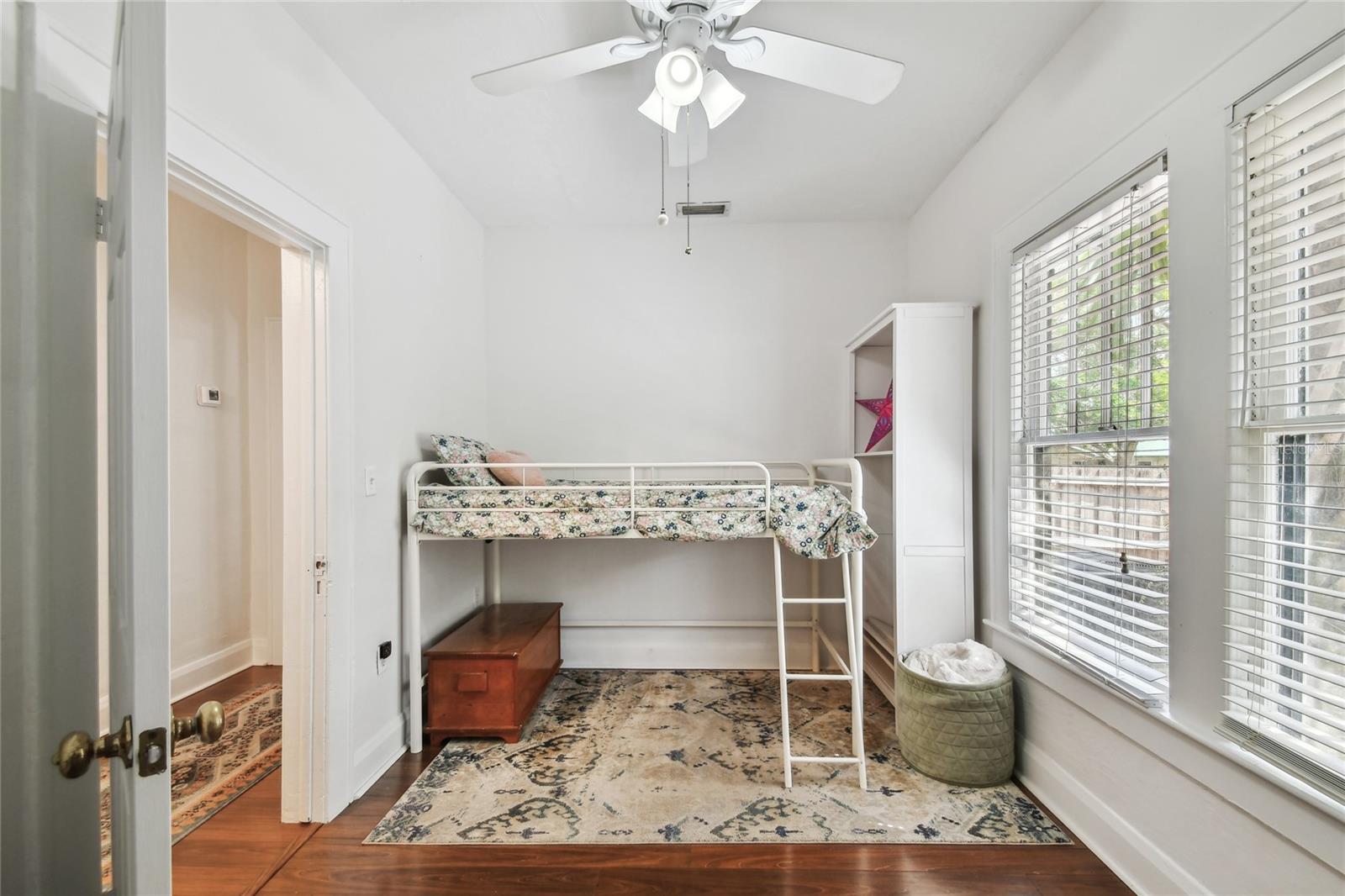 811 E FLORA ST, TAMPA, FL, 33604