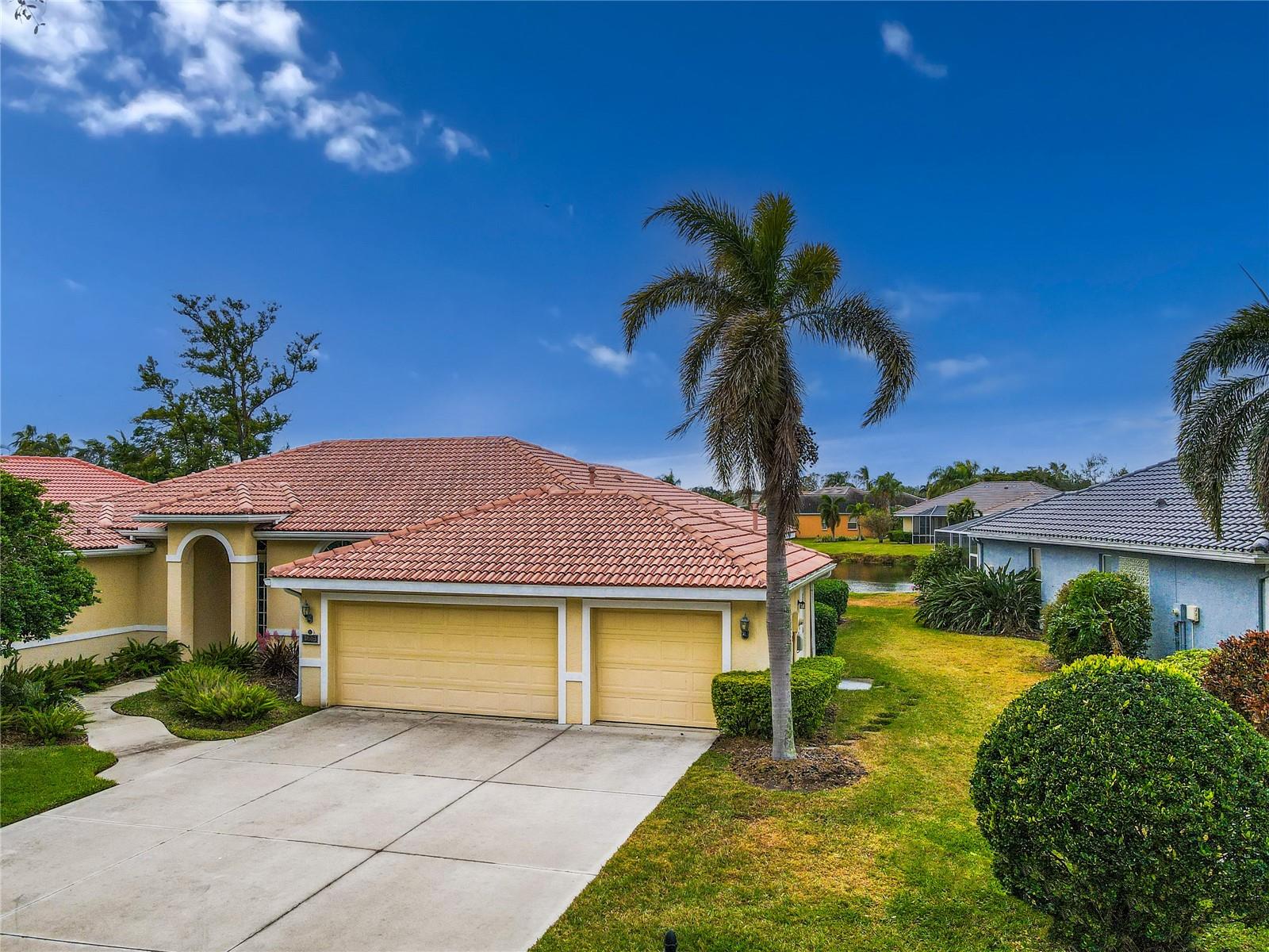 A4648624 Property Photo