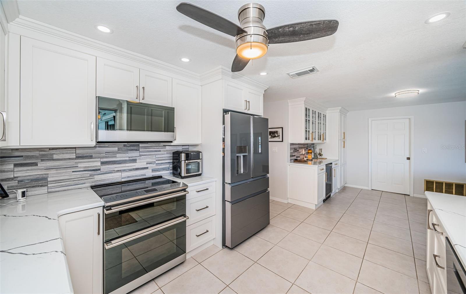 2180 DOLPHIN BLVD S, ST PETERSBURG, FL, 33707