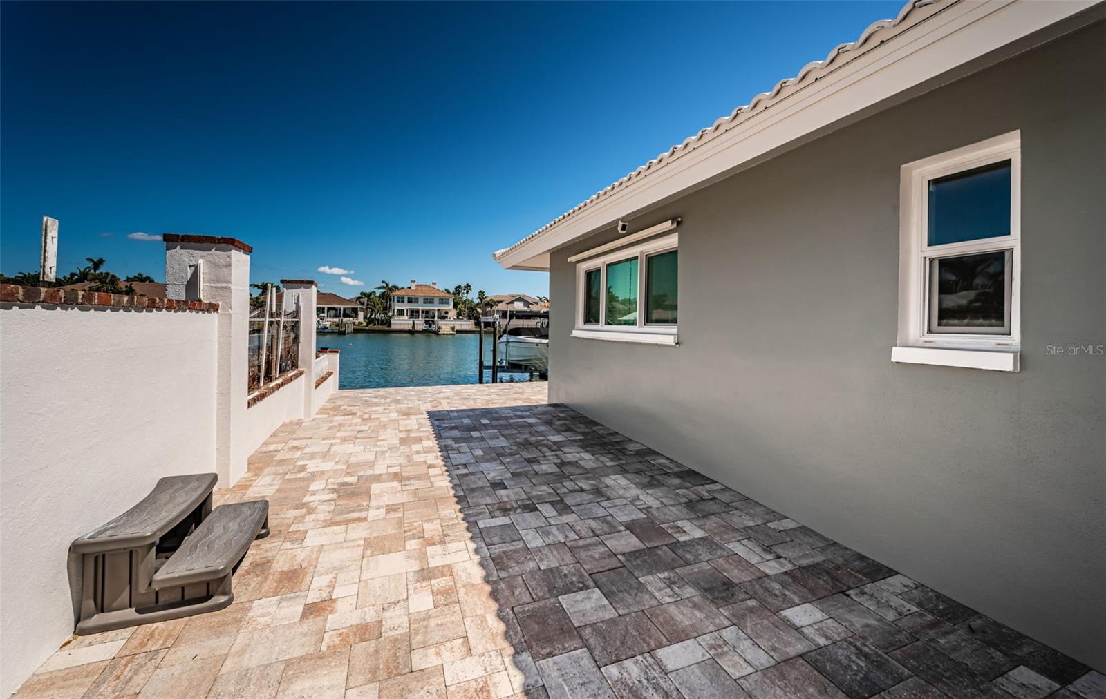 2180 DOLPHIN BLVD S, ST PETERSBURG, FL, 33707