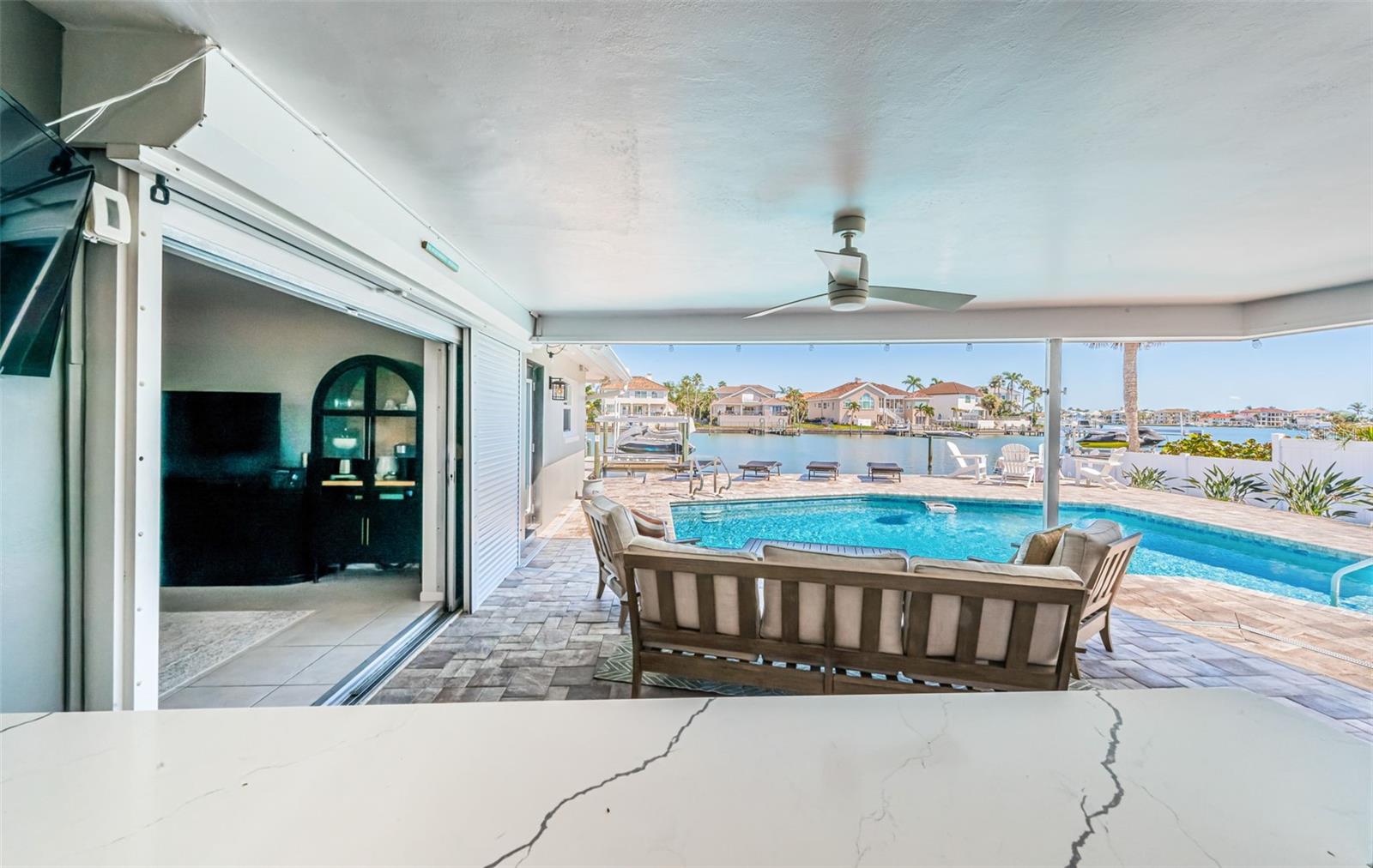 2180 DOLPHIN BLVD S, ST PETERSBURG, FL, 33707