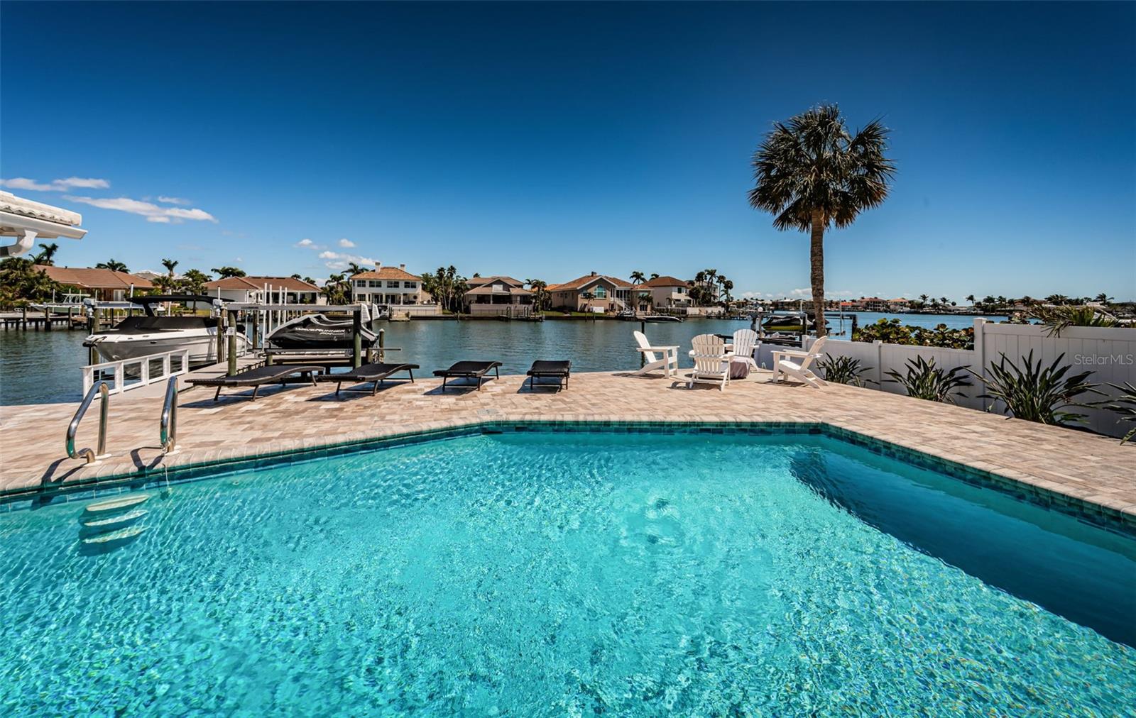 2180 DOLPHIN BLVD S, ST PETERSBURG, FL, 33707