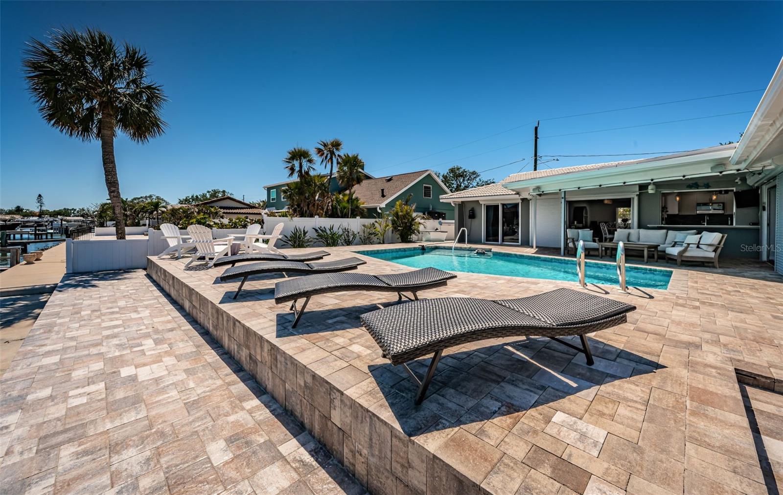 2180 DOLPHIN BLVD S, ST PETERSBURG, FL, 33707