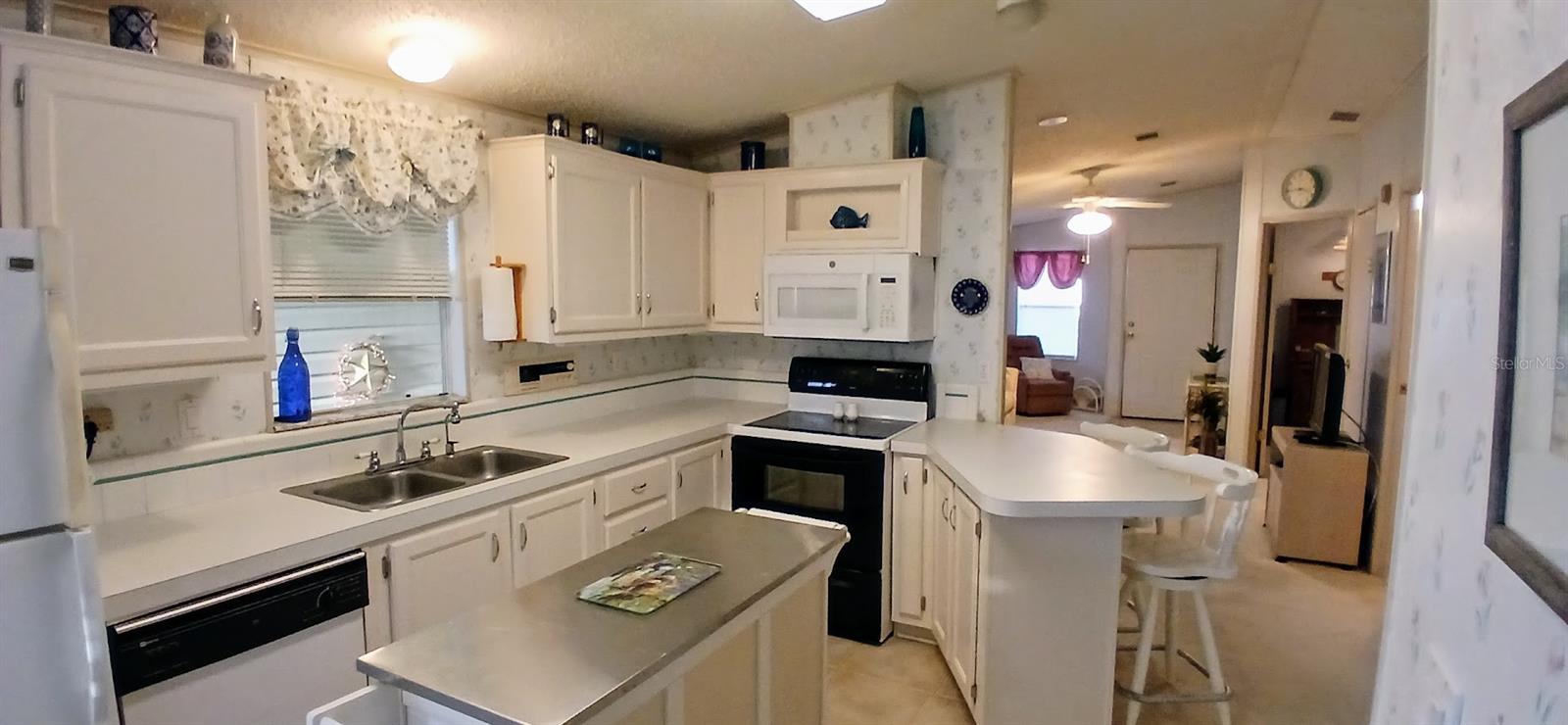 K4902885 Property Photo