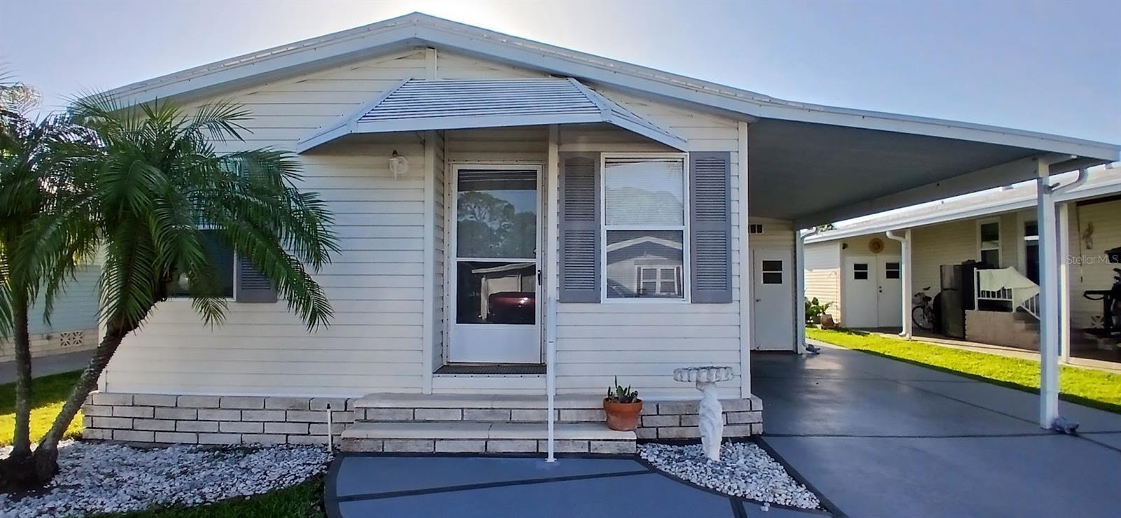 K4902885 Property Photo