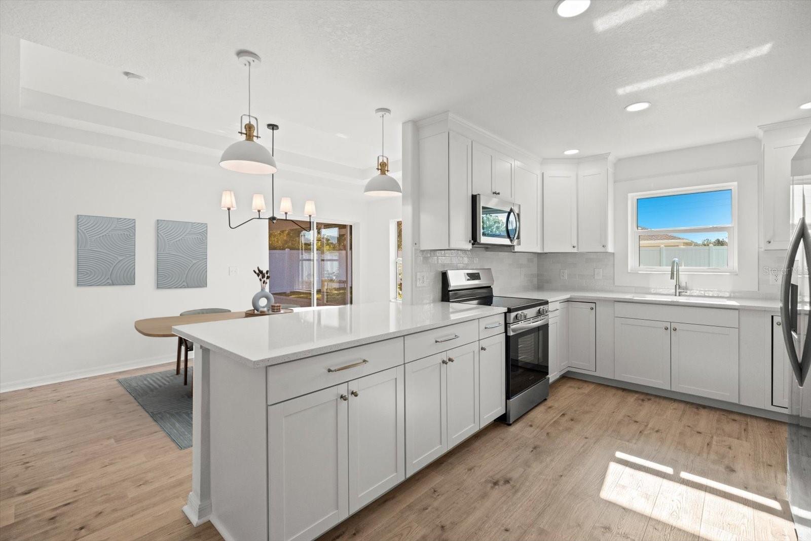 56 LA MANCHA DR, PALM COAST, FL, 32137