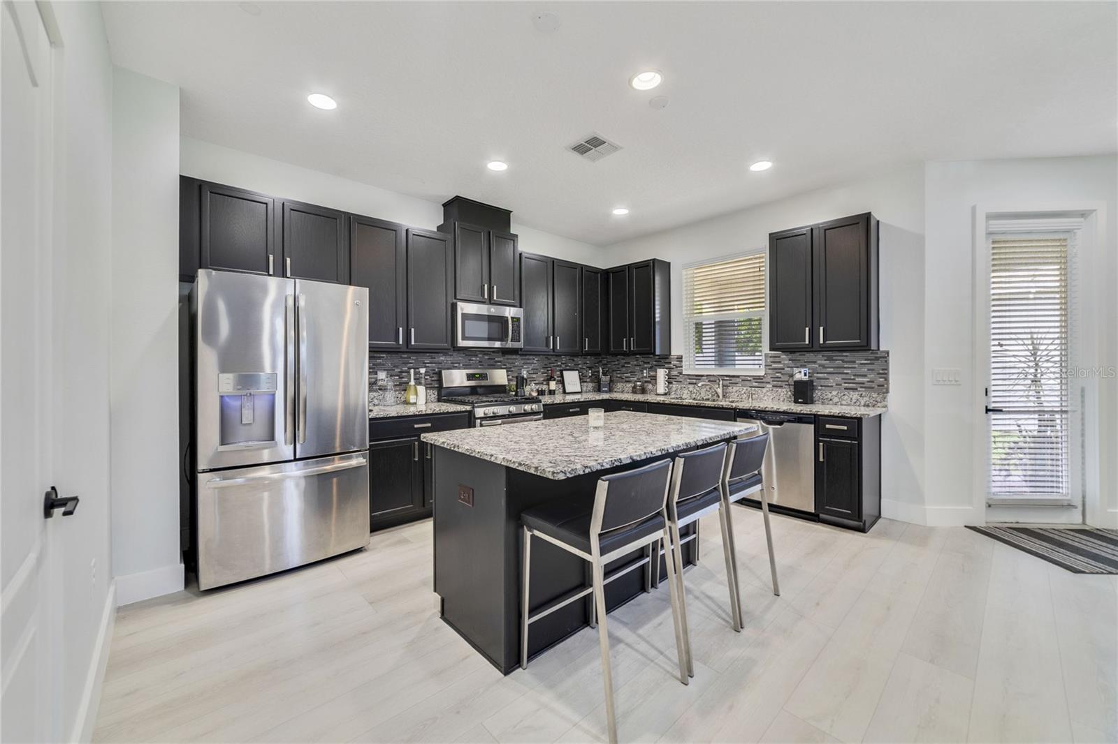 15107 WHITE WAGTAIL LN, WINTER GARDEN, FL, 34787