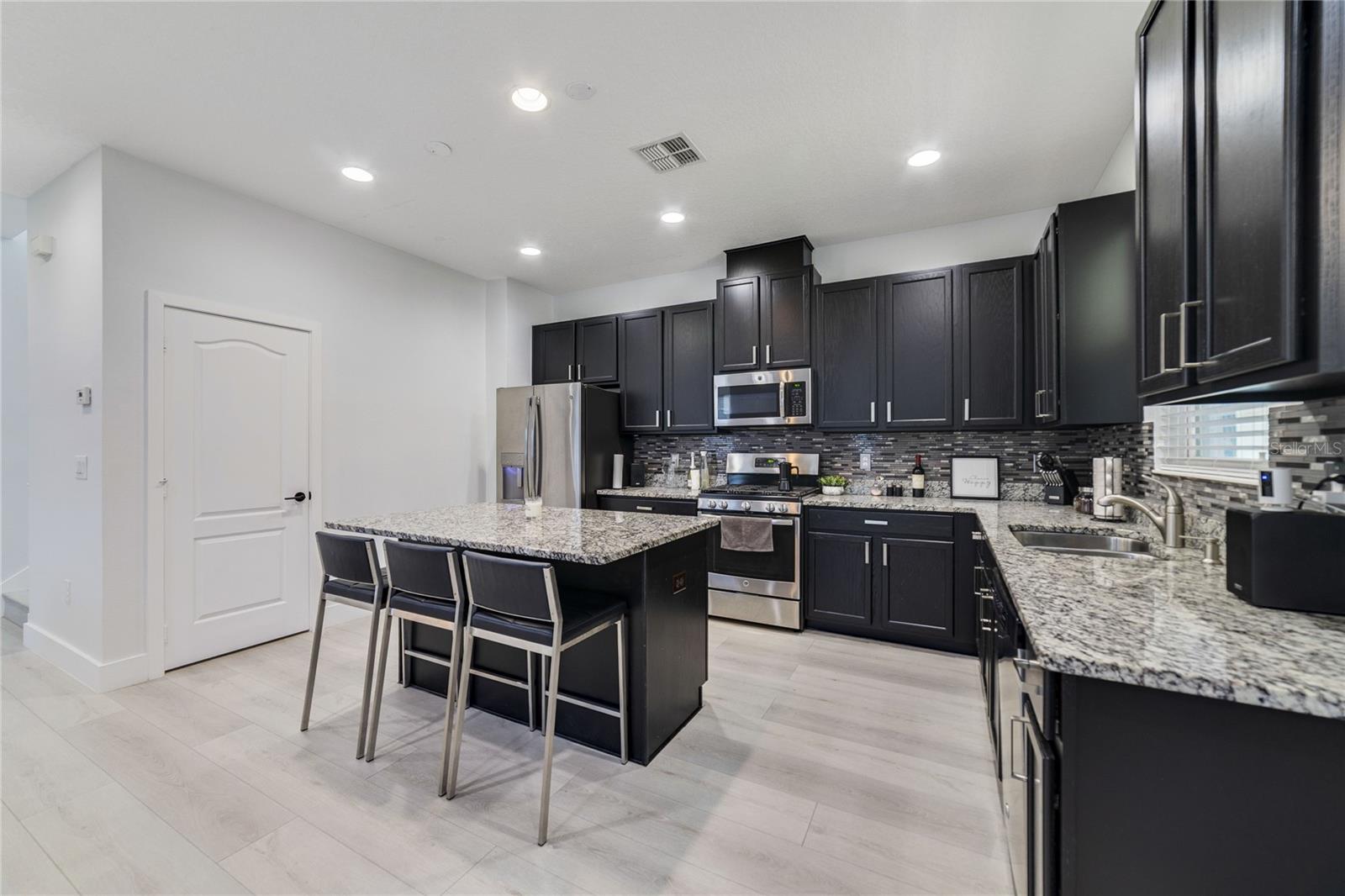 15107 WHITE WAGTAIL LN, WINTER GARDEN, FL, 34787