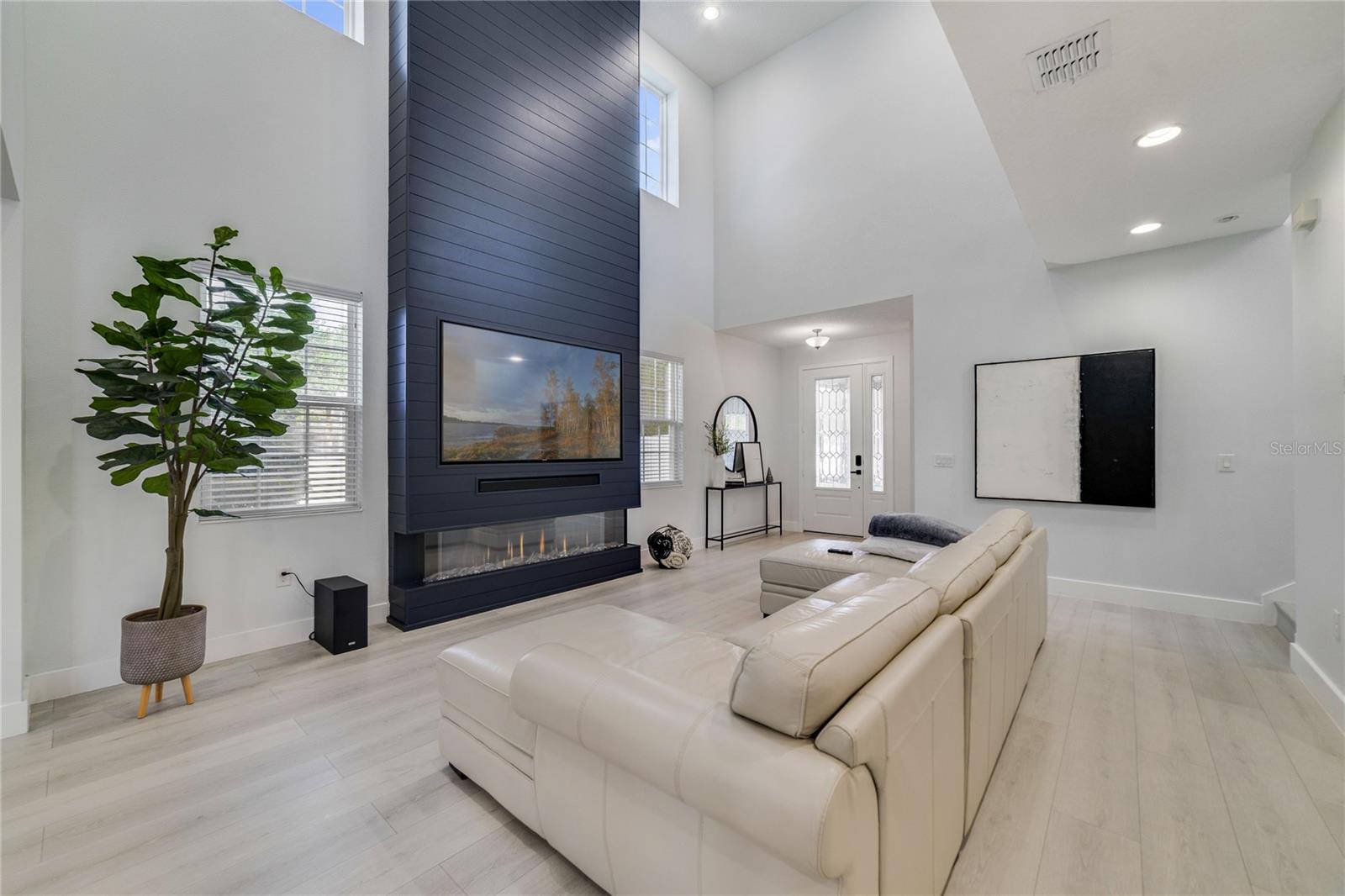 15107 WHITE WAGTAIL LN, WINTER GARDEN, FL, 34787