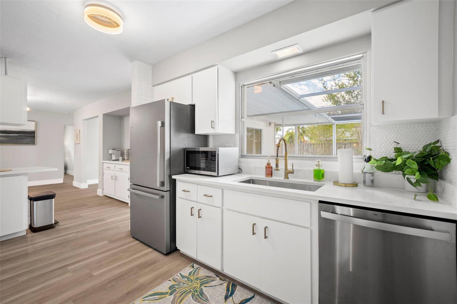 3130 KEY WAY, SARASOTA, FL, 34239