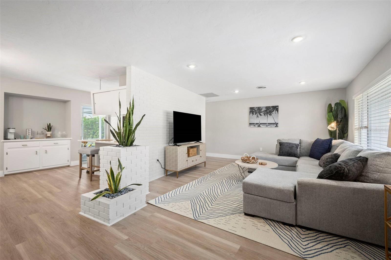 3130 KEY WAY, SARASOTA, FL, 34239