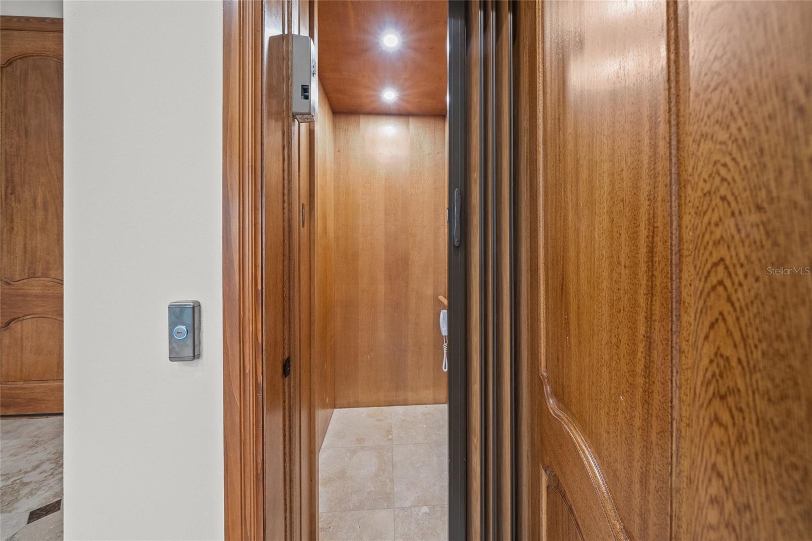 5830 JAMILA RIVER DR, VENICE, FL, 34293