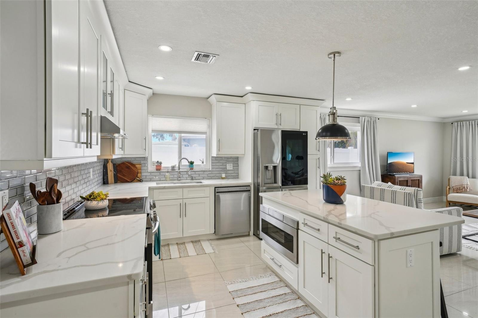 3421 36TH ST N, ST PETERSBURG, FL, 33713