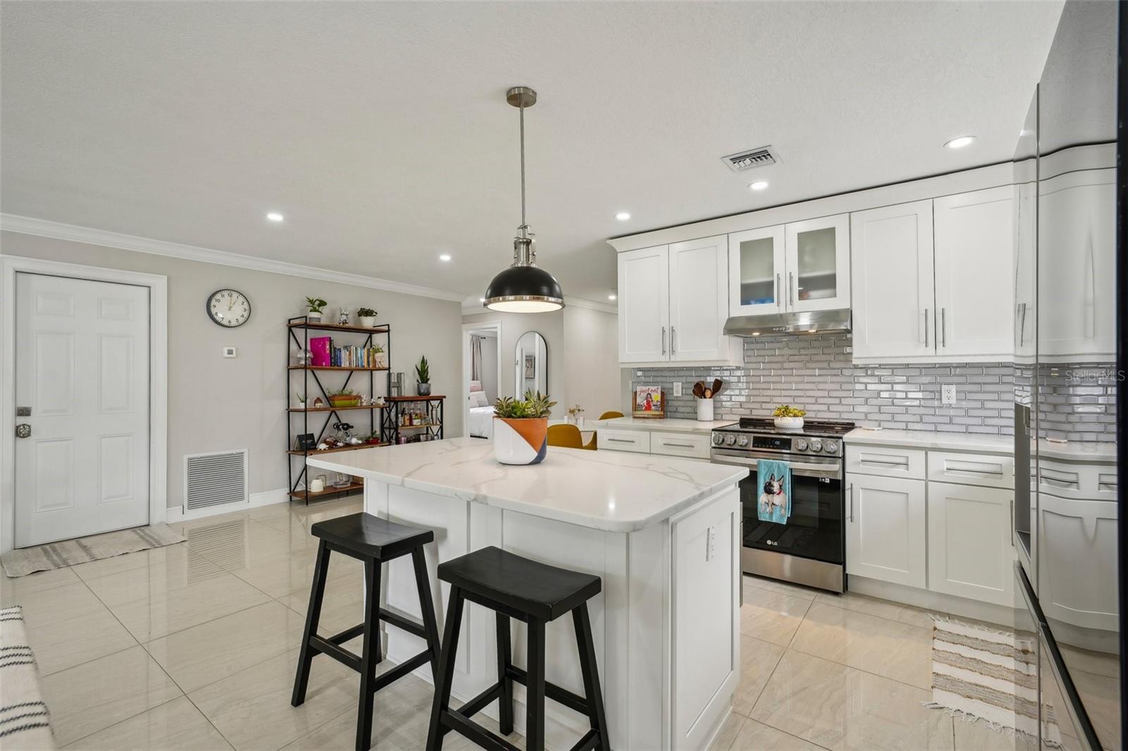 3421 36TH ST N, ST PETERSBURG, FL, 33713