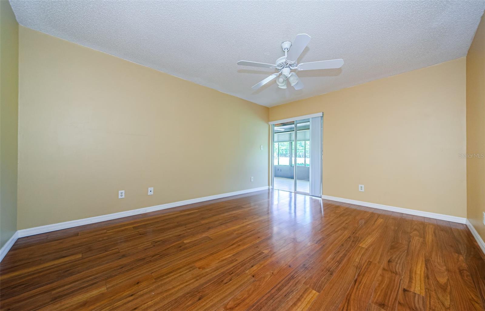 70 ASHLEY LN, OLDSMAR, FL, 34677