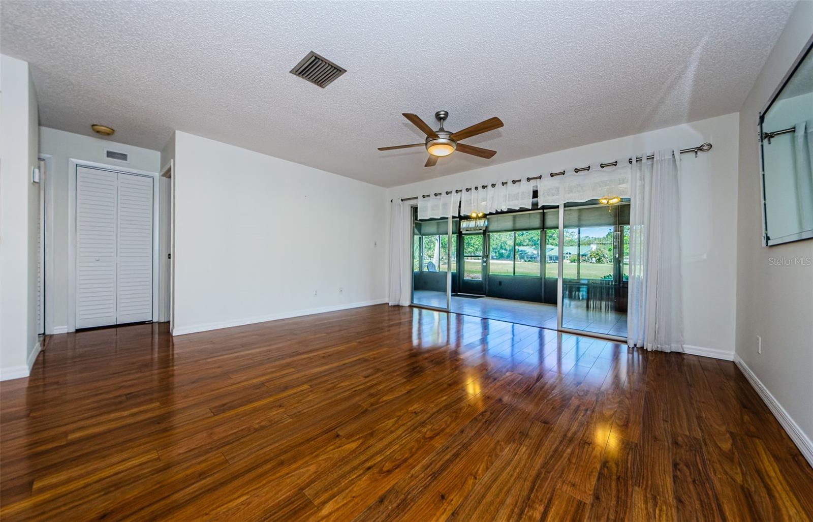 70 ASHLEY LN, OLDSMAR, FL, 34677