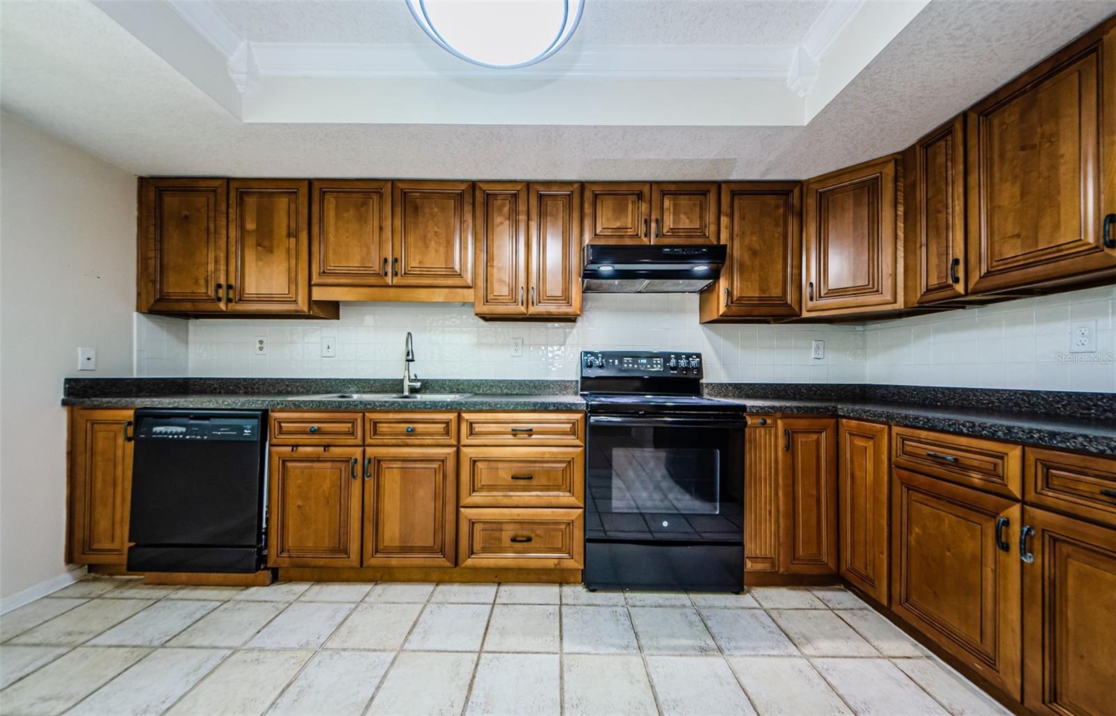 70 ASHLEY LN, OLDSMAR, FL, 34677