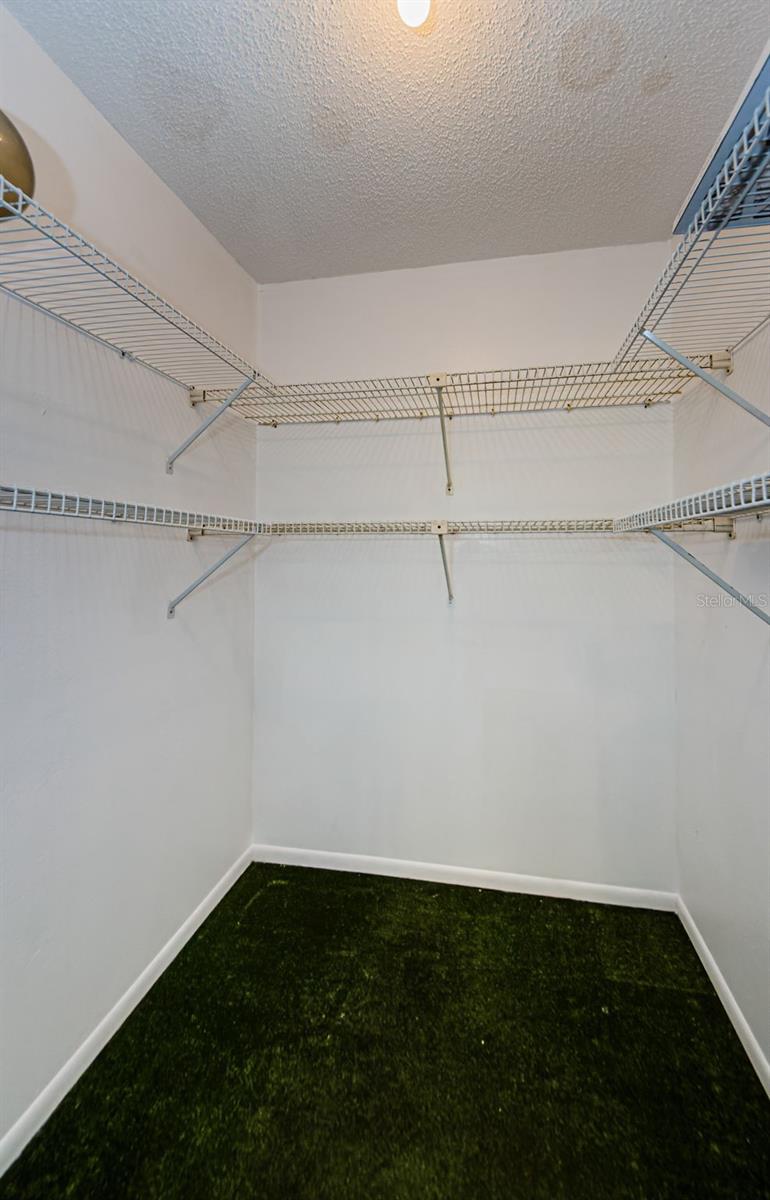 70 ASHLEY LN, OLDSMAR, FL, 34677