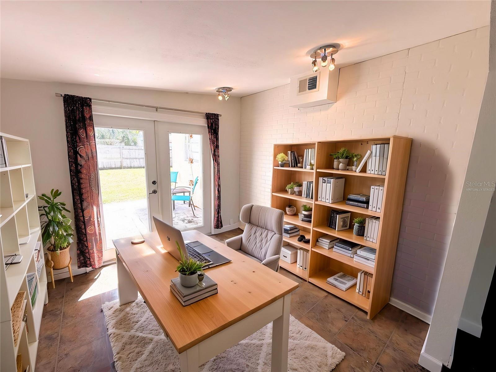 4732 W WYOMING AVE, TAMPA, FL, 33616