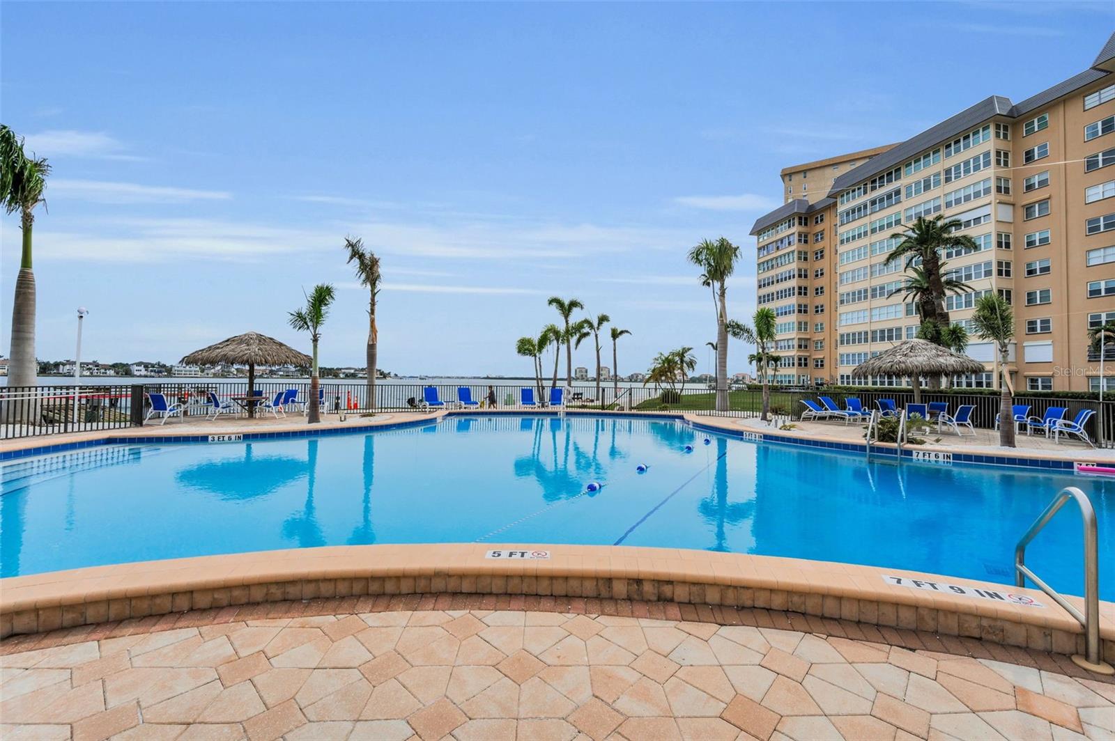 5108 BRITTANY DR S #607, ST PETERSBURG, FL, 33715