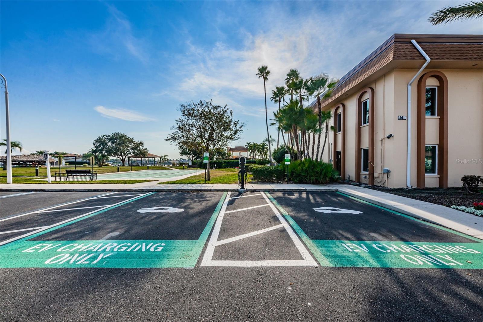 5108 BRITTANY DR S #607, ST PETERSBURG, FL, 33715