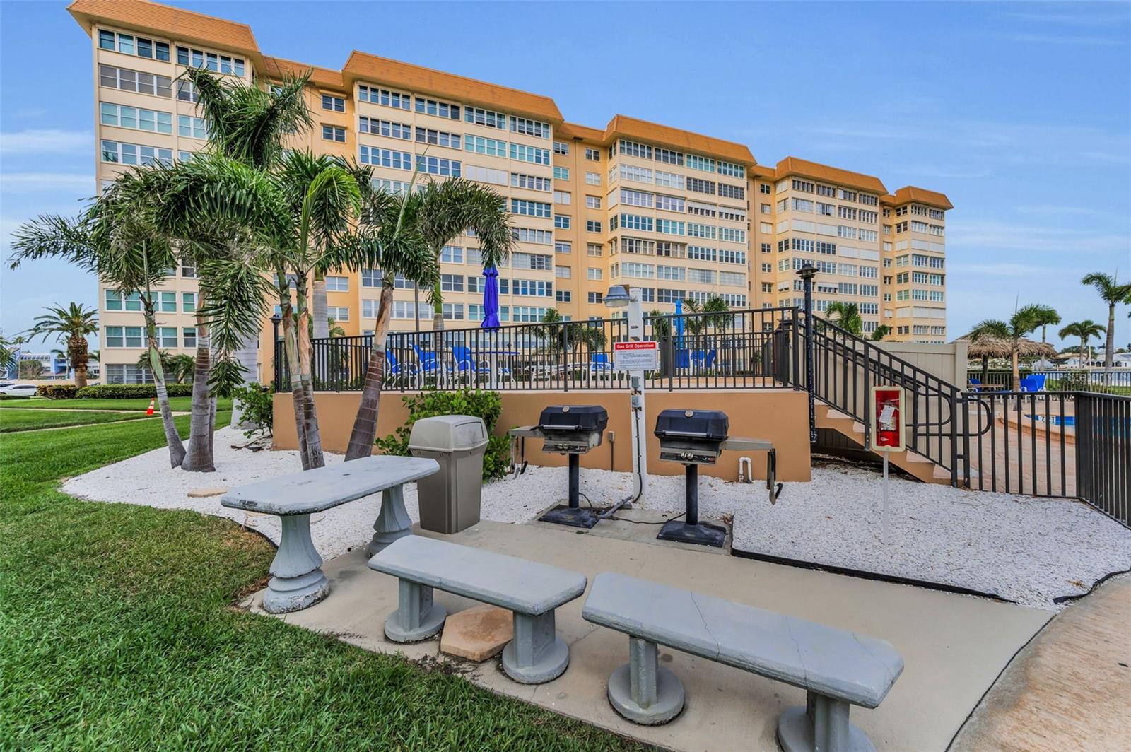 5108 BRITTANY DR S #607, ST PETERSBURG, FL, 33715