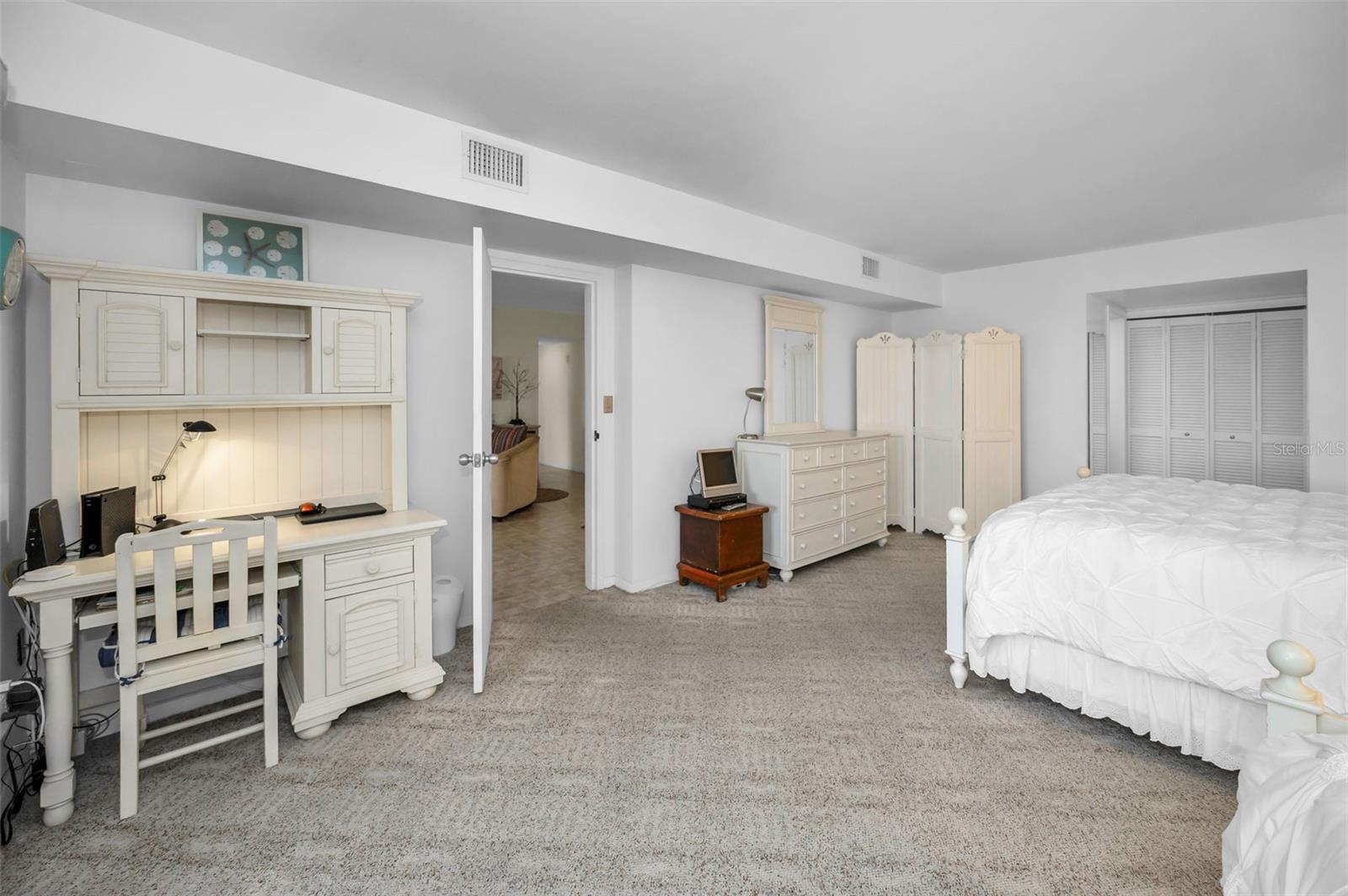 5108 BRITTANY DR S #607, ST PETERSBURG, FL, 33715