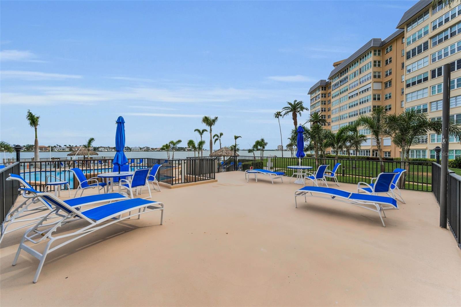 5108 BRITTANY DR S #607, ST PETERSBURG, FL, 33715