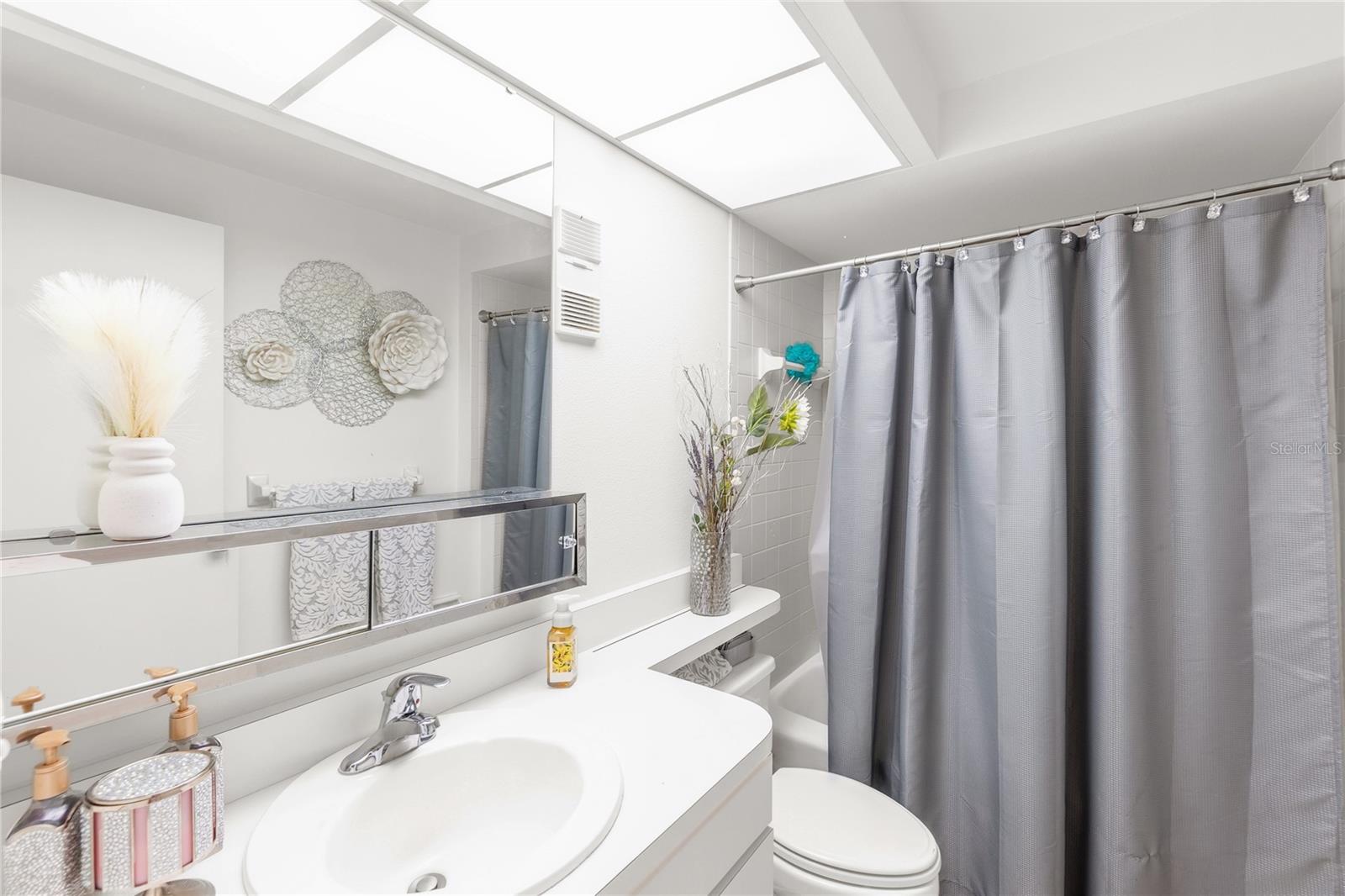 7218 CLOISTER DR #7218, SARASOTA, FL, 34231