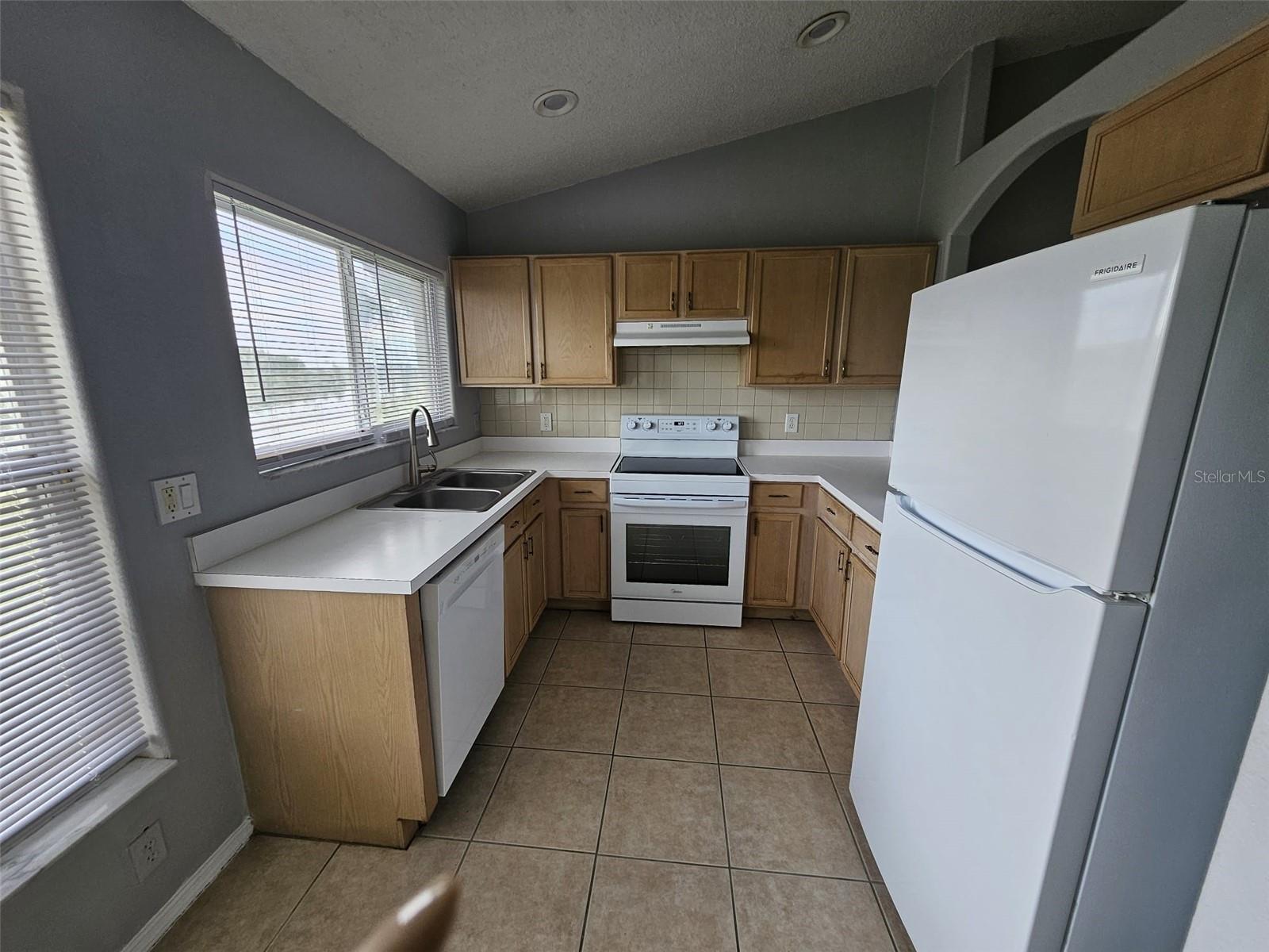 13438 FAIRWAY GLEN DR #202, ORLANDO, FL, 32824