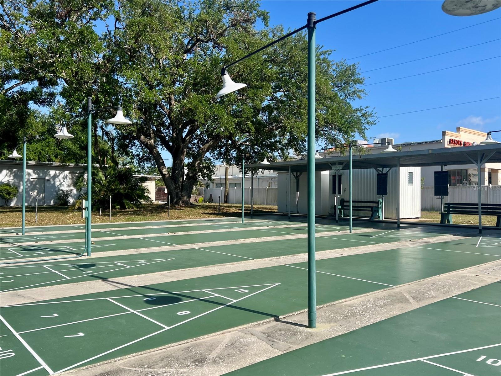 TB8373740 Property Photo