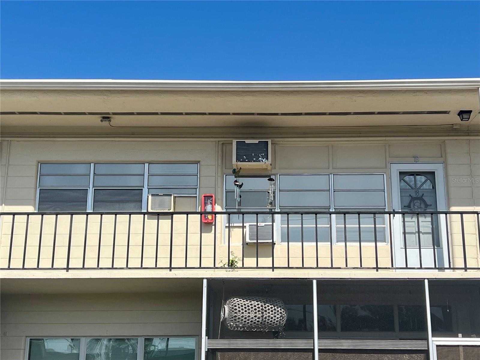 TB8373740 Property Photo