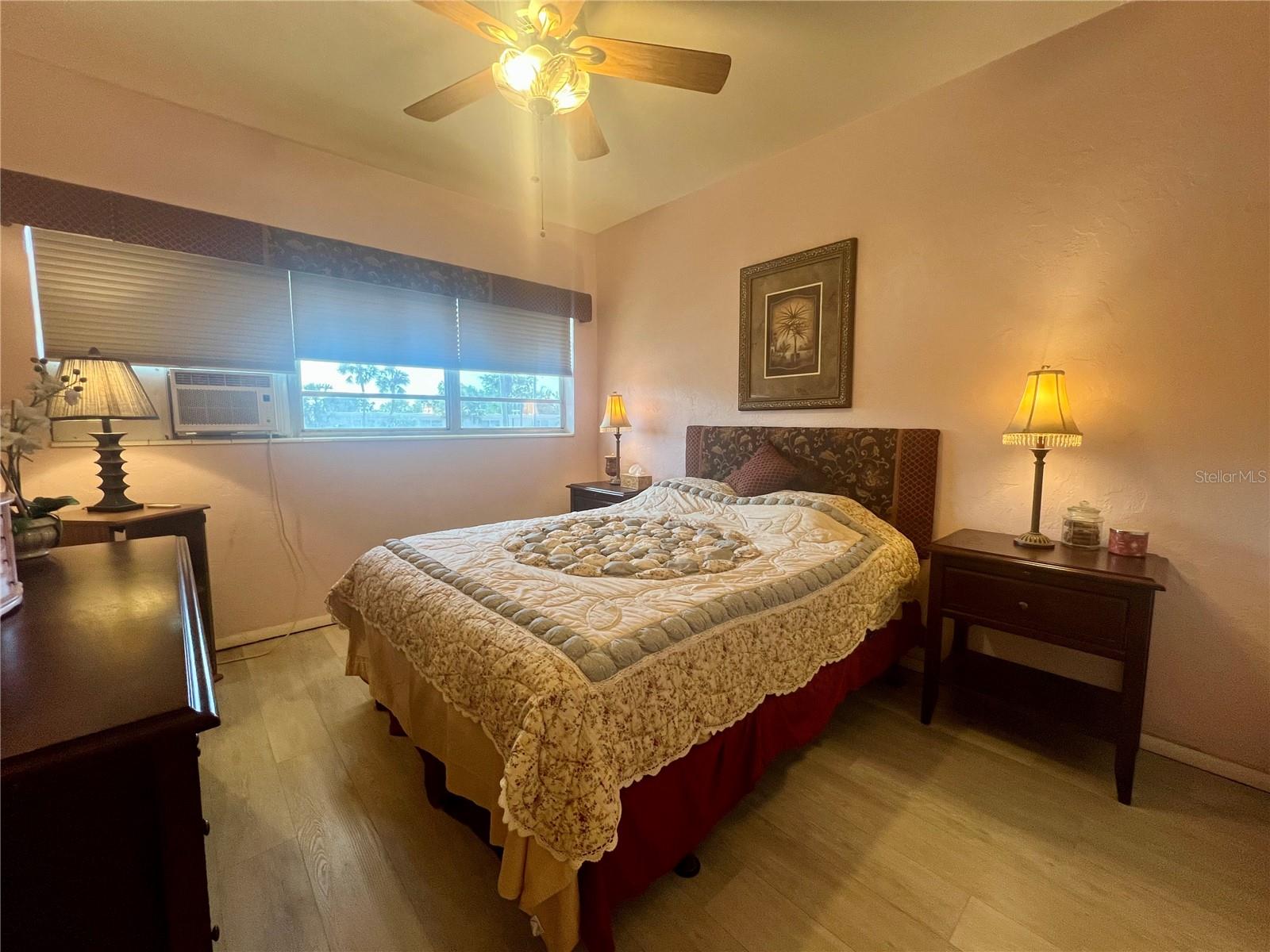 TB8373740 Property Photo