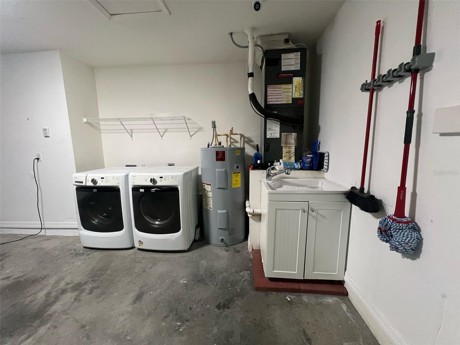 920 KINGFISHER DR, HAINES CITY, FL, 33844