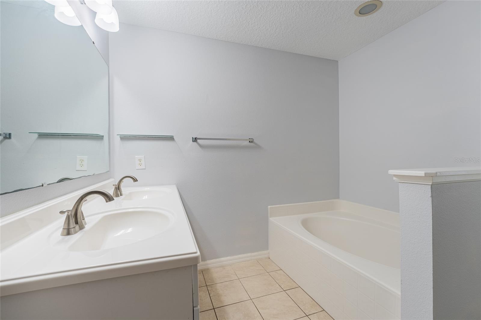 1632 LANSFIELD AVE, DELTONA, FL, 32738