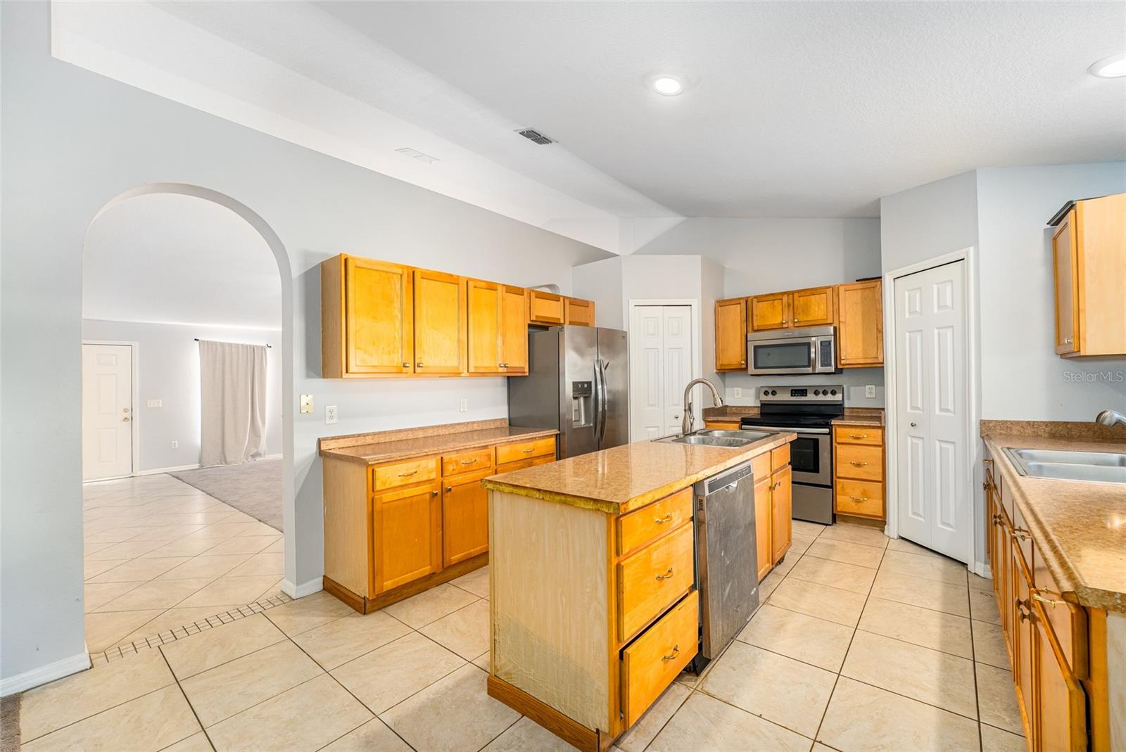 1632 LANSFIELD AVE, DELTONA, FL, 32738