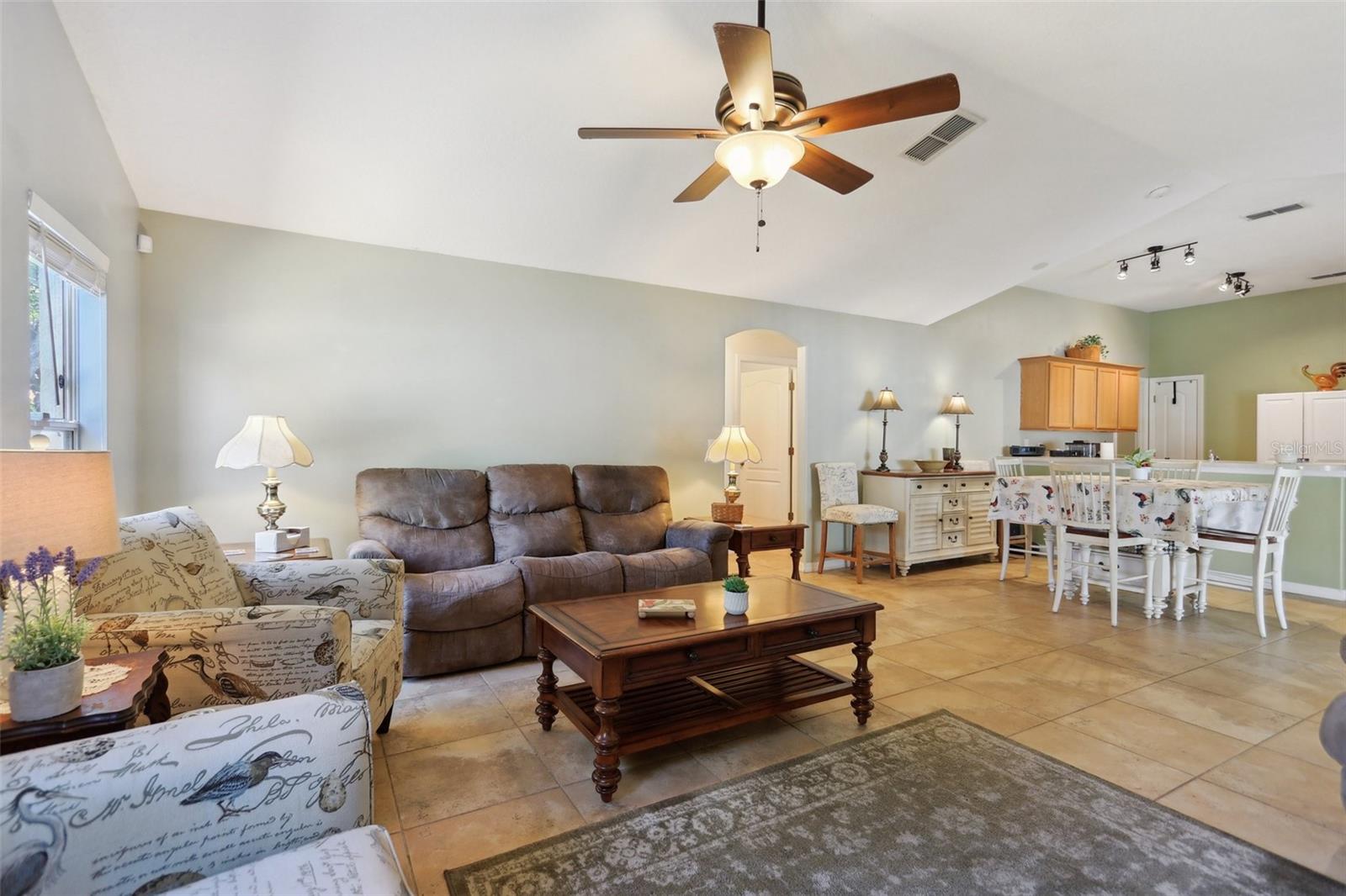 149 SOUTHERN BREEZE DR, MINNEOLA, FL, 34715