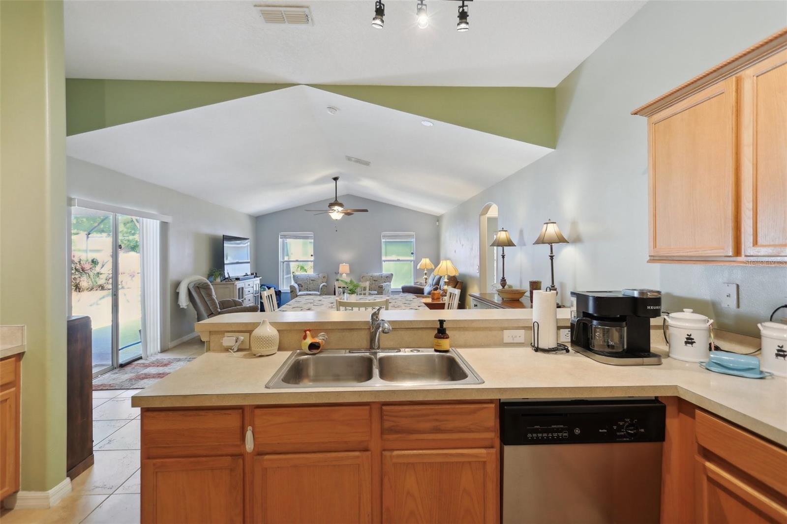 149 SOUTHERN BREEZE DR, MINNEOLA, FL, 34715